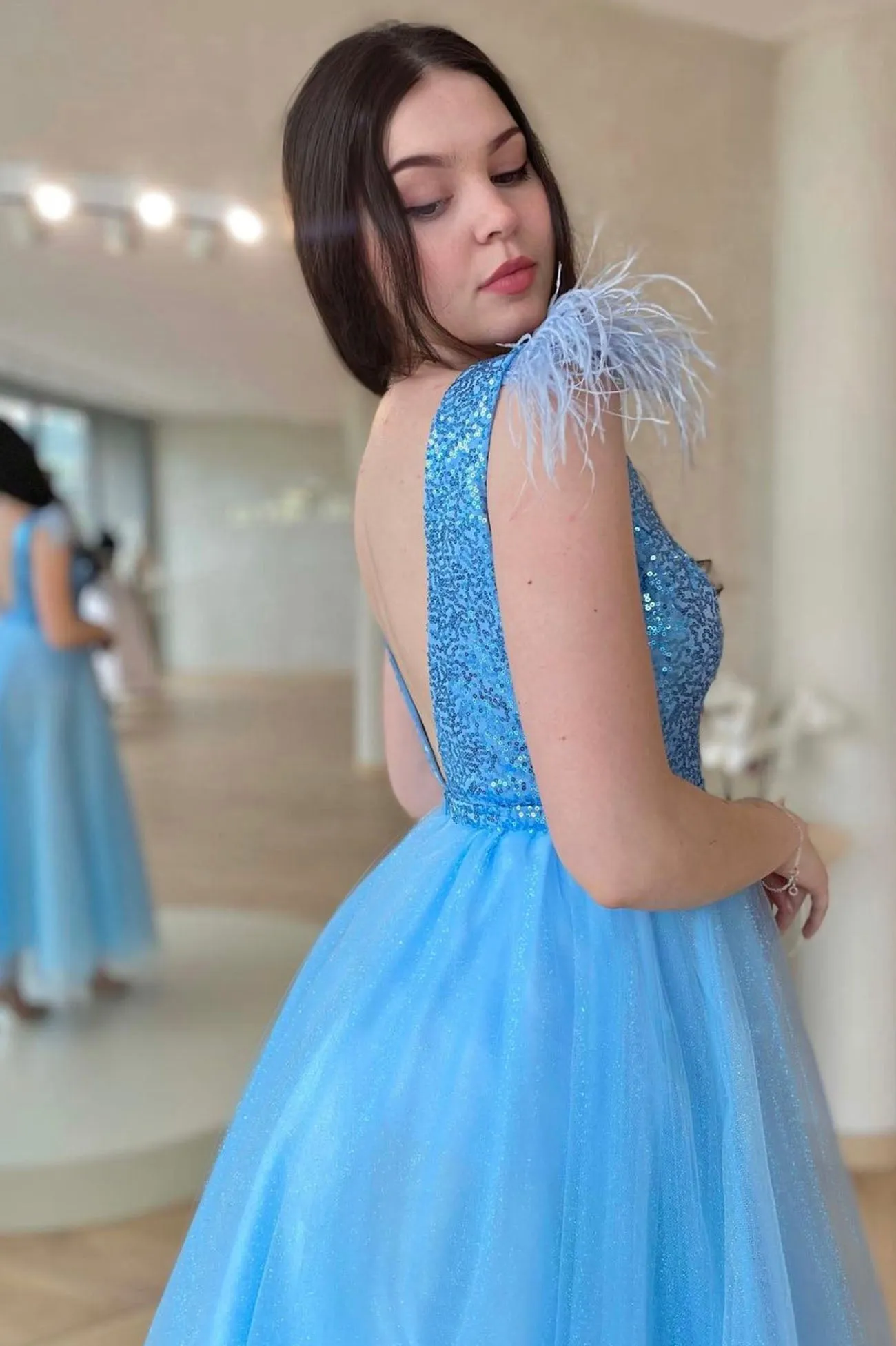 Blue V-Neck Tulle Sequins Long Prom Dress