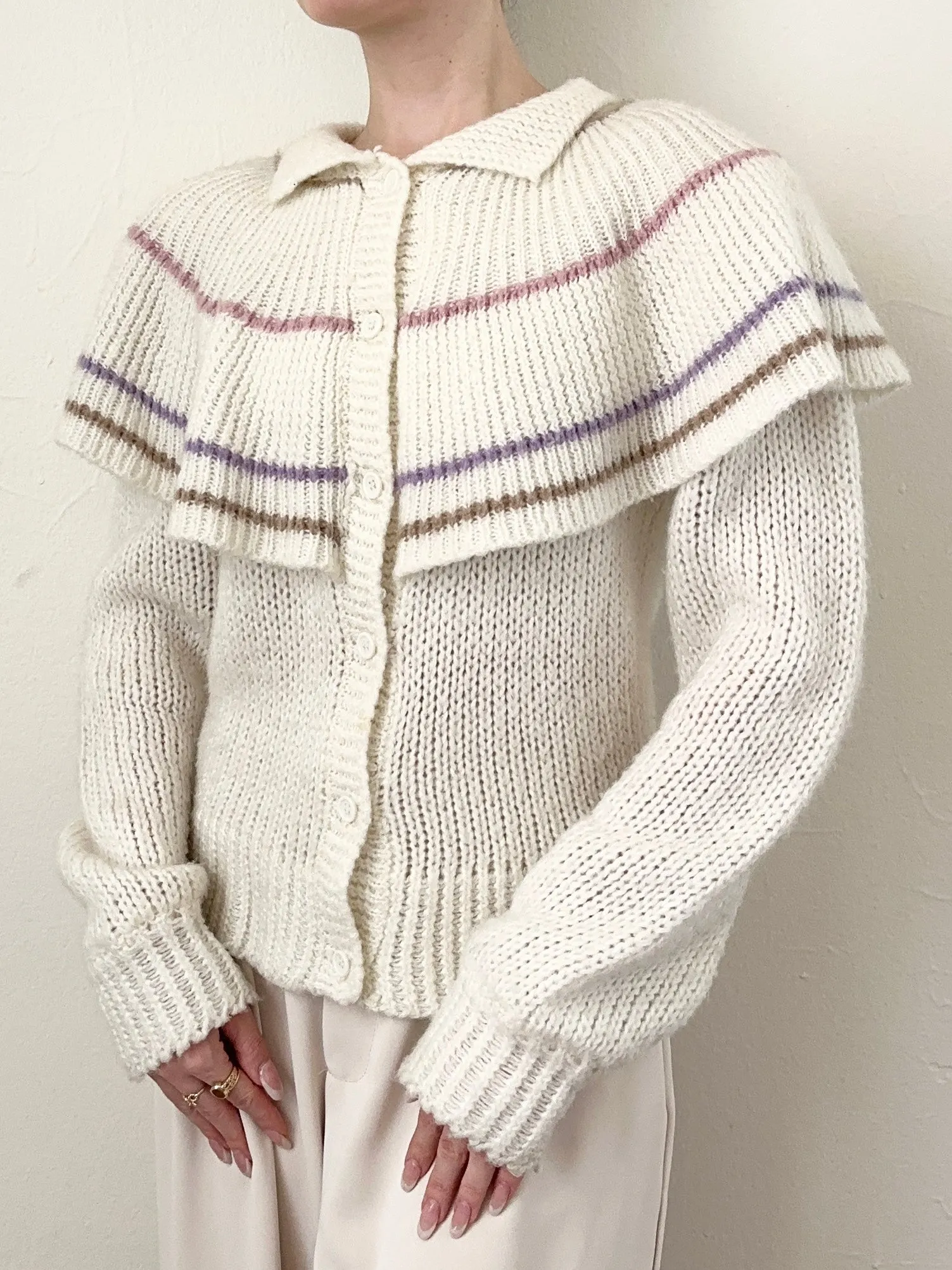 Peter Pan Bib Ruffle Collar Cardigan Sweater (M)